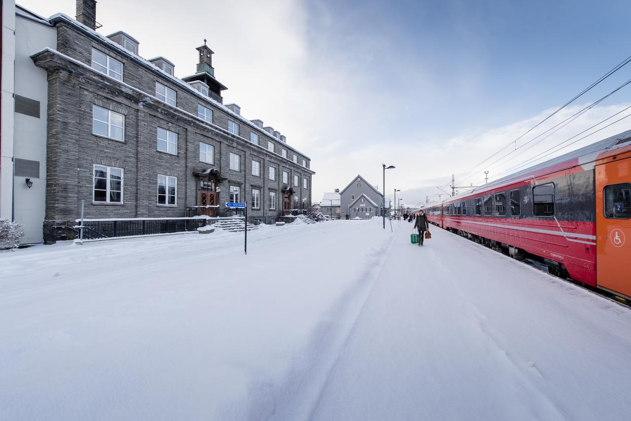 Oppdal Turisthotell Εξωτερικό φωτογραφία